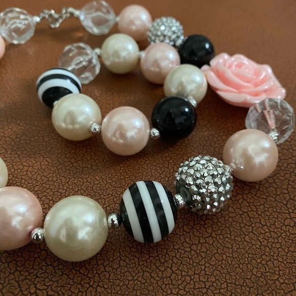 Necklace & Bracelet Stretch Fashion Acrylic Statement (#2) - Picture 4 of 7